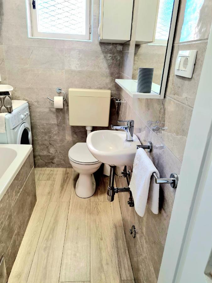Apartment Ivana Brodarica  Ngoại thất bức ảnh