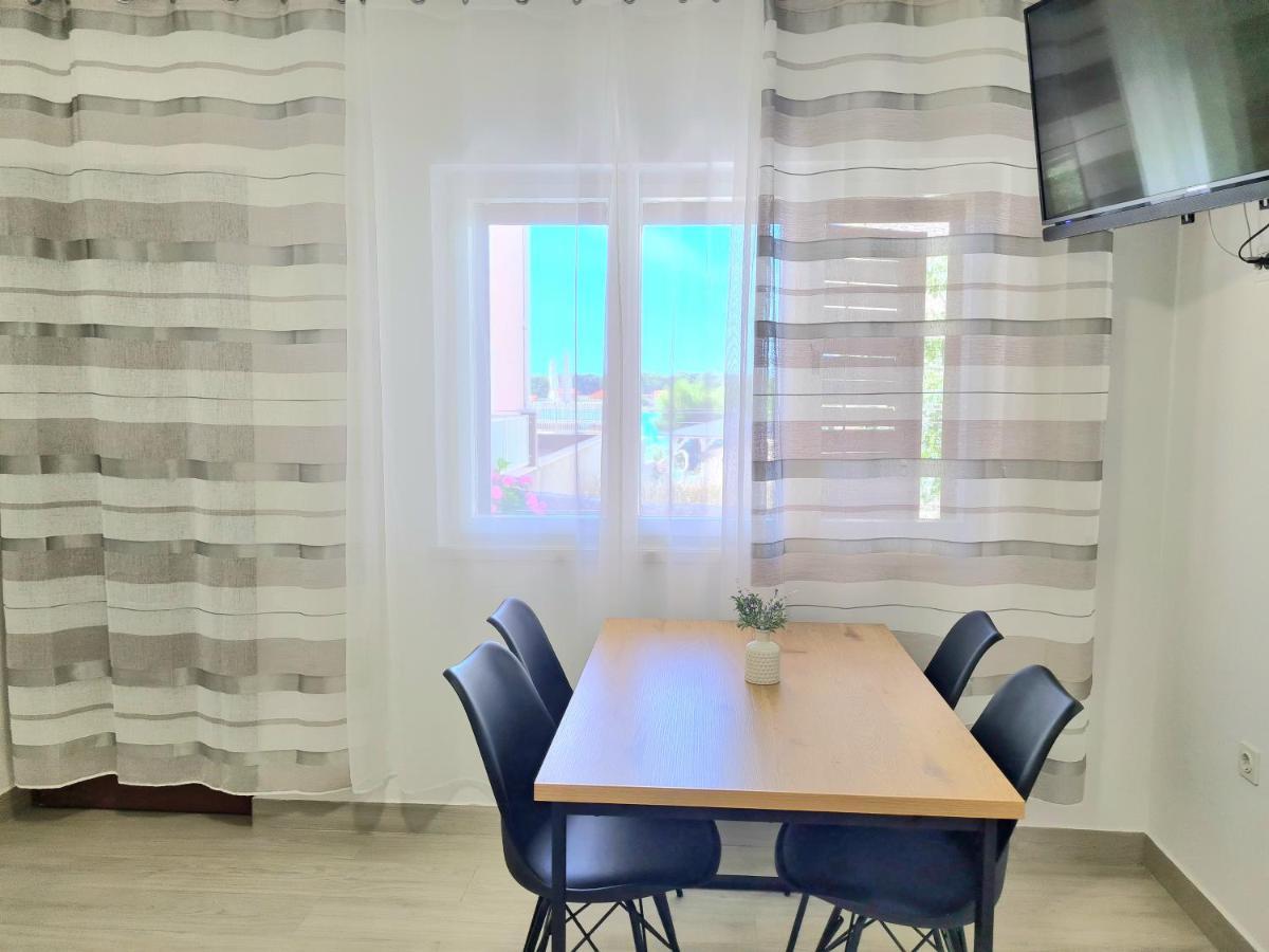 Apartment Ivana Brodarica  Ngoại thất bức ảnh