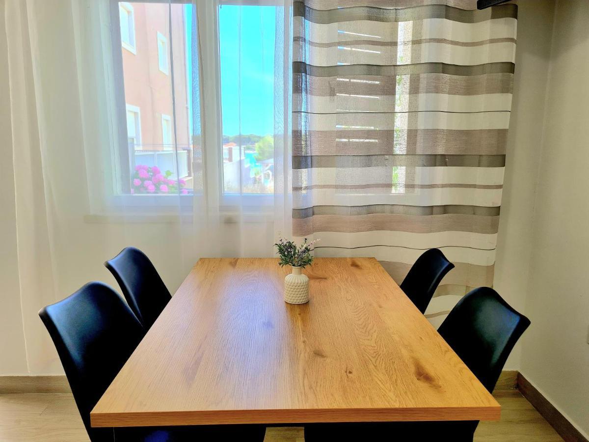 Apartment Ivana Brodarica  Ngoại thất bức ảnh
