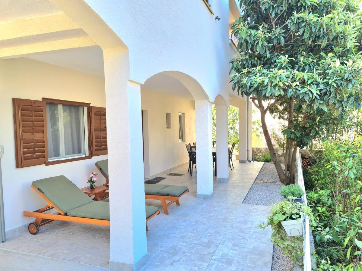 Apartment Ivana Brodarica  Ngoại thất bức ảnh