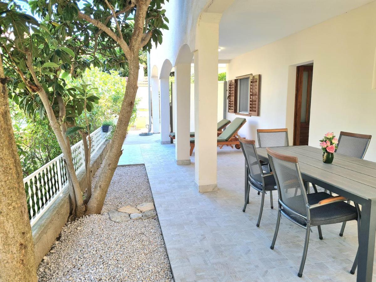 Apartment Ivana Brodarica  Ngoại thất bức ảnh