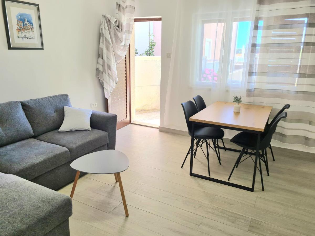 Apartment Ivana Brodarica  Ngoại thất bức ảnh